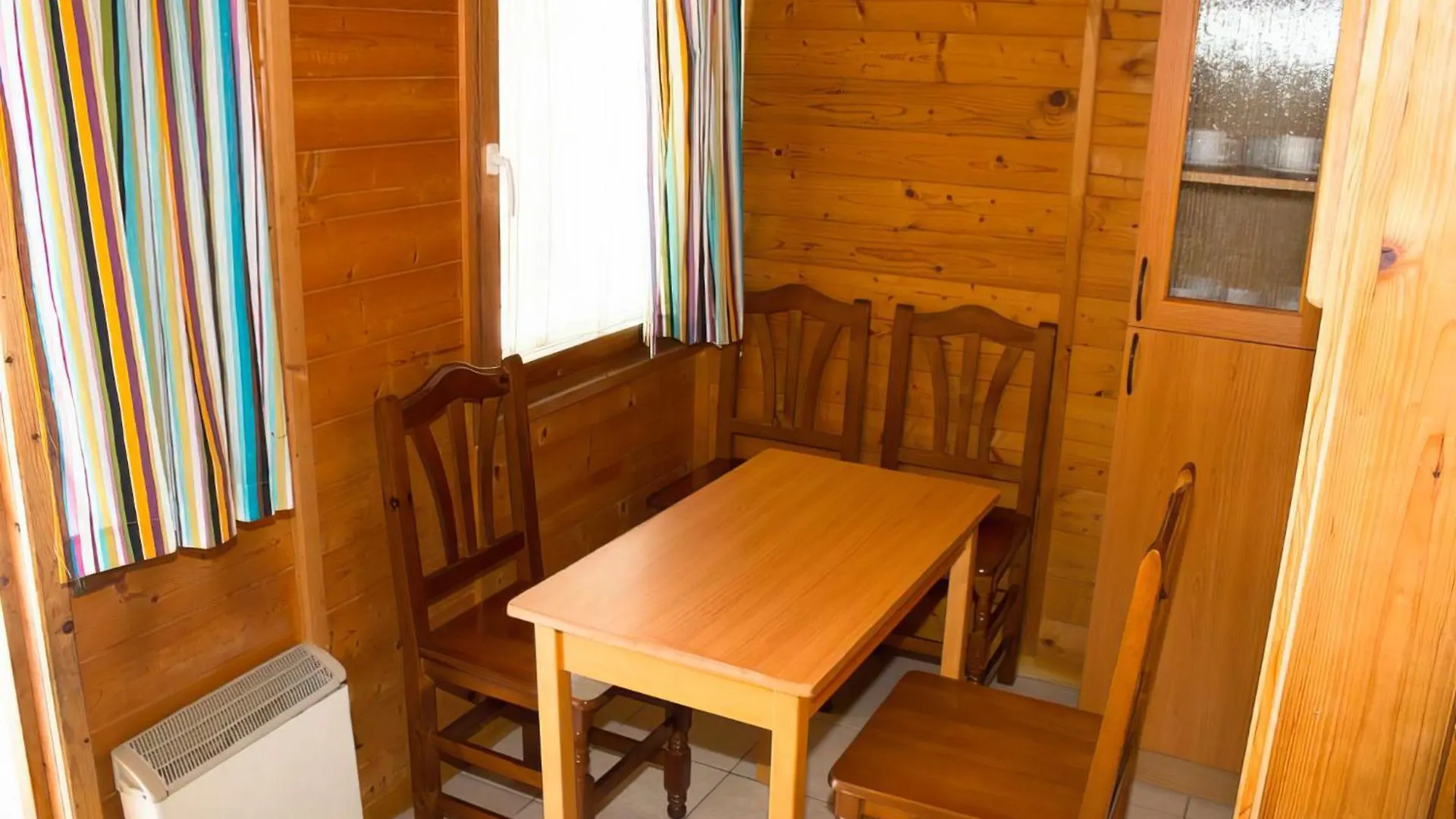 Arc de Bará Camping&Bungalows Roda de Berà  0*, Roda de Berà (Roda de Bará) España