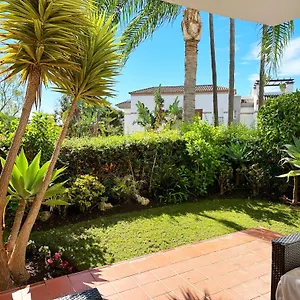 https://los-arqueros-golf-apartments.es-andalucia.com